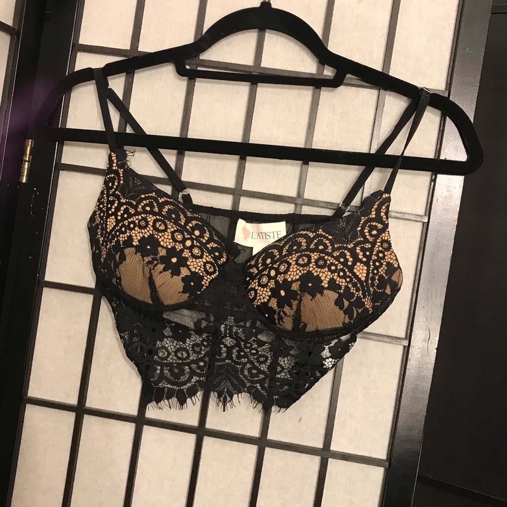 🖤Black lace crop top